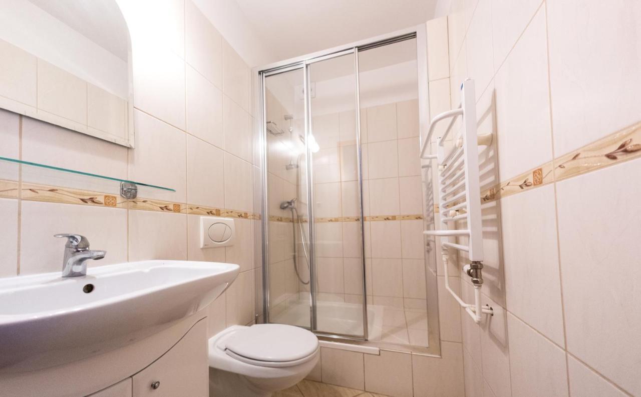 Szyper Apartment Ястарня Екстериор снимка