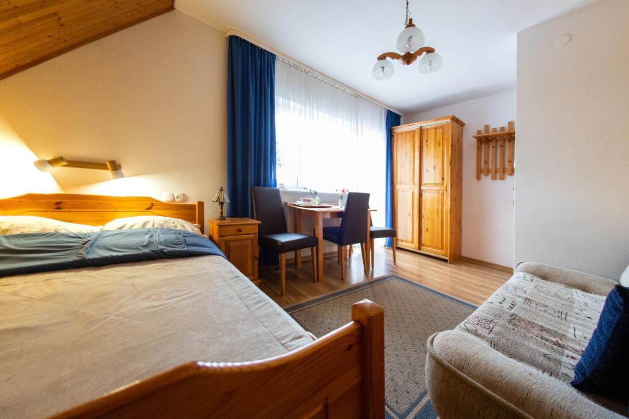 Szyper Apartment Ястарня Екстериор снимка
