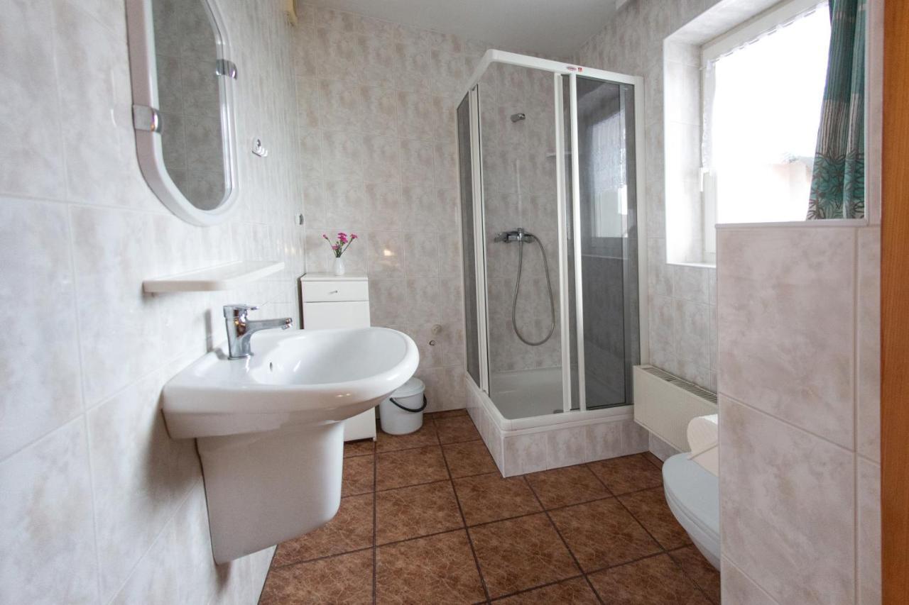 Szyper Apartment Ястарня Екстериор снимка