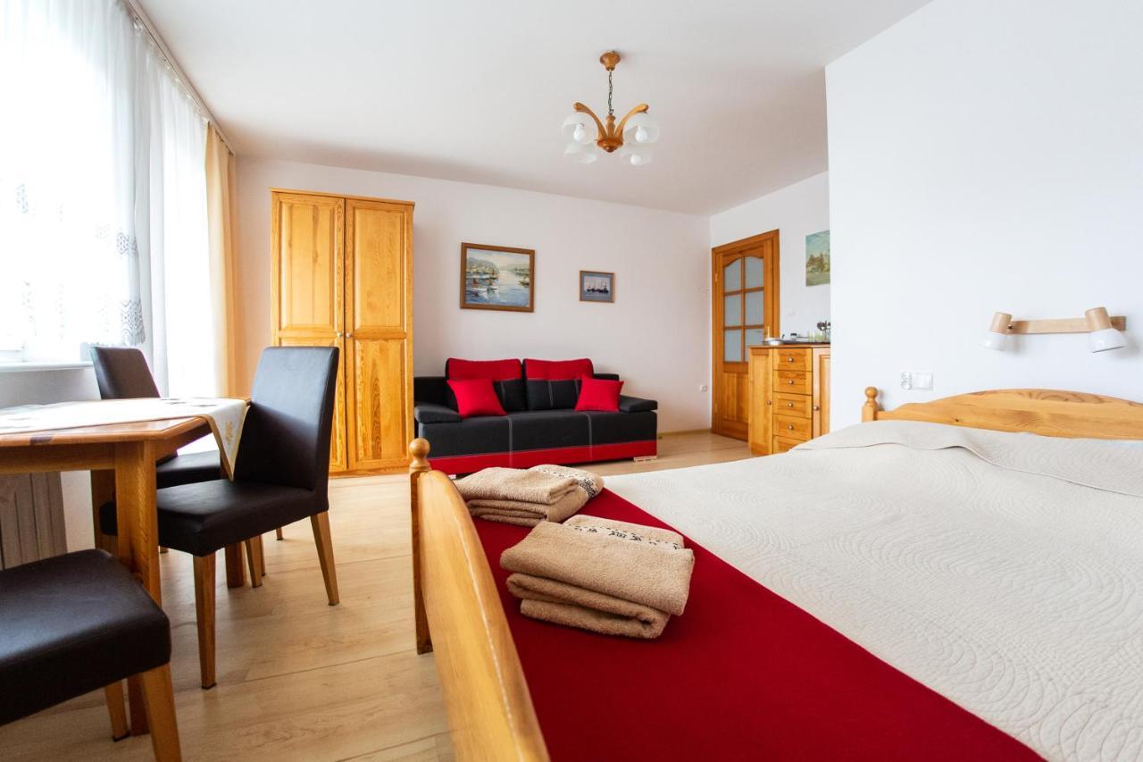 Szyper Apartment Ястарня Екстериор снимка