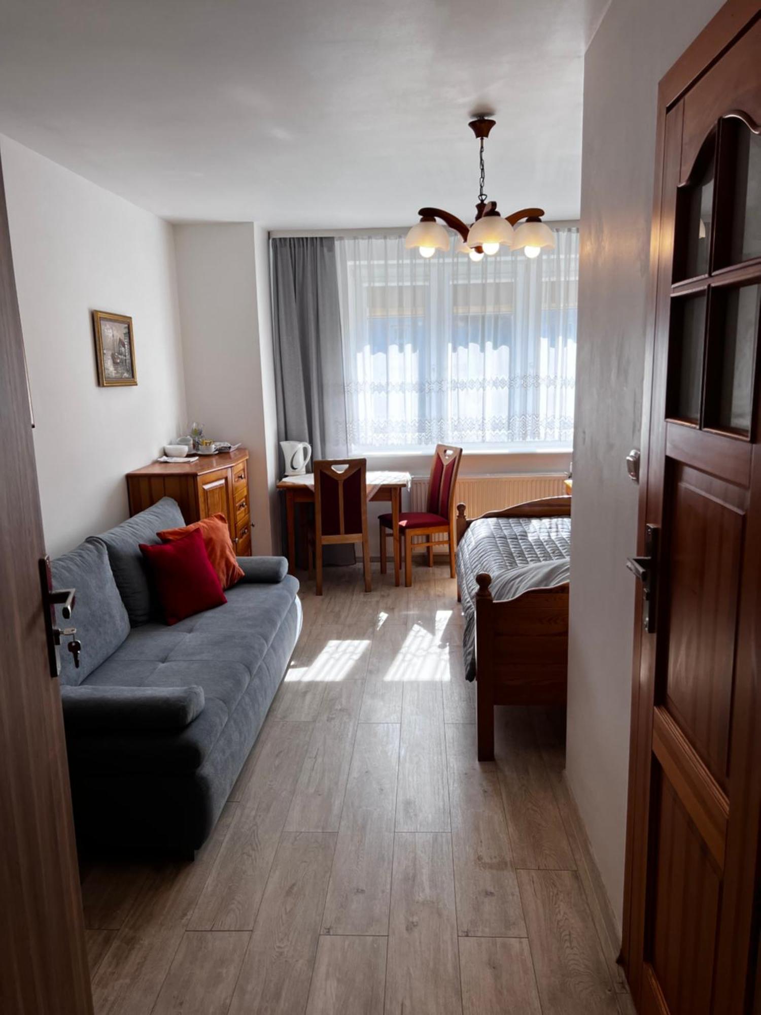 Szyper Apartment Ястарня Екстериор снимка