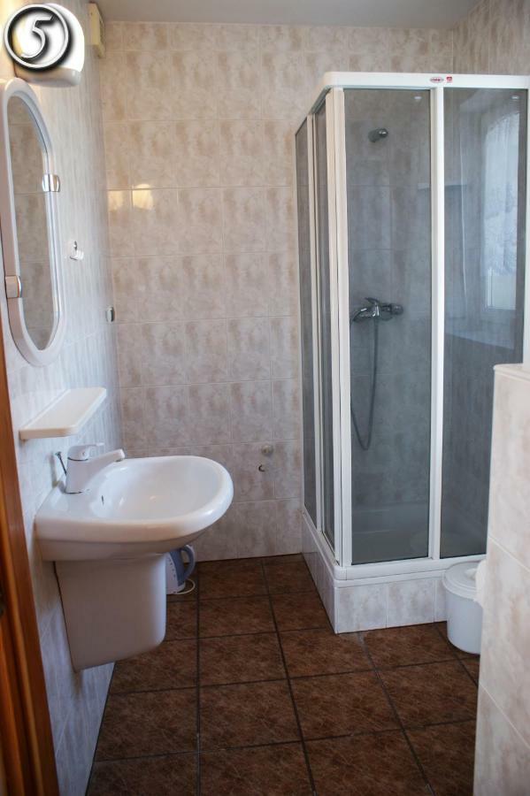 Szyper Apartment Ястарня Екстериор снимка